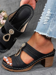 Chic and Comfortable foot-friendly Sandals