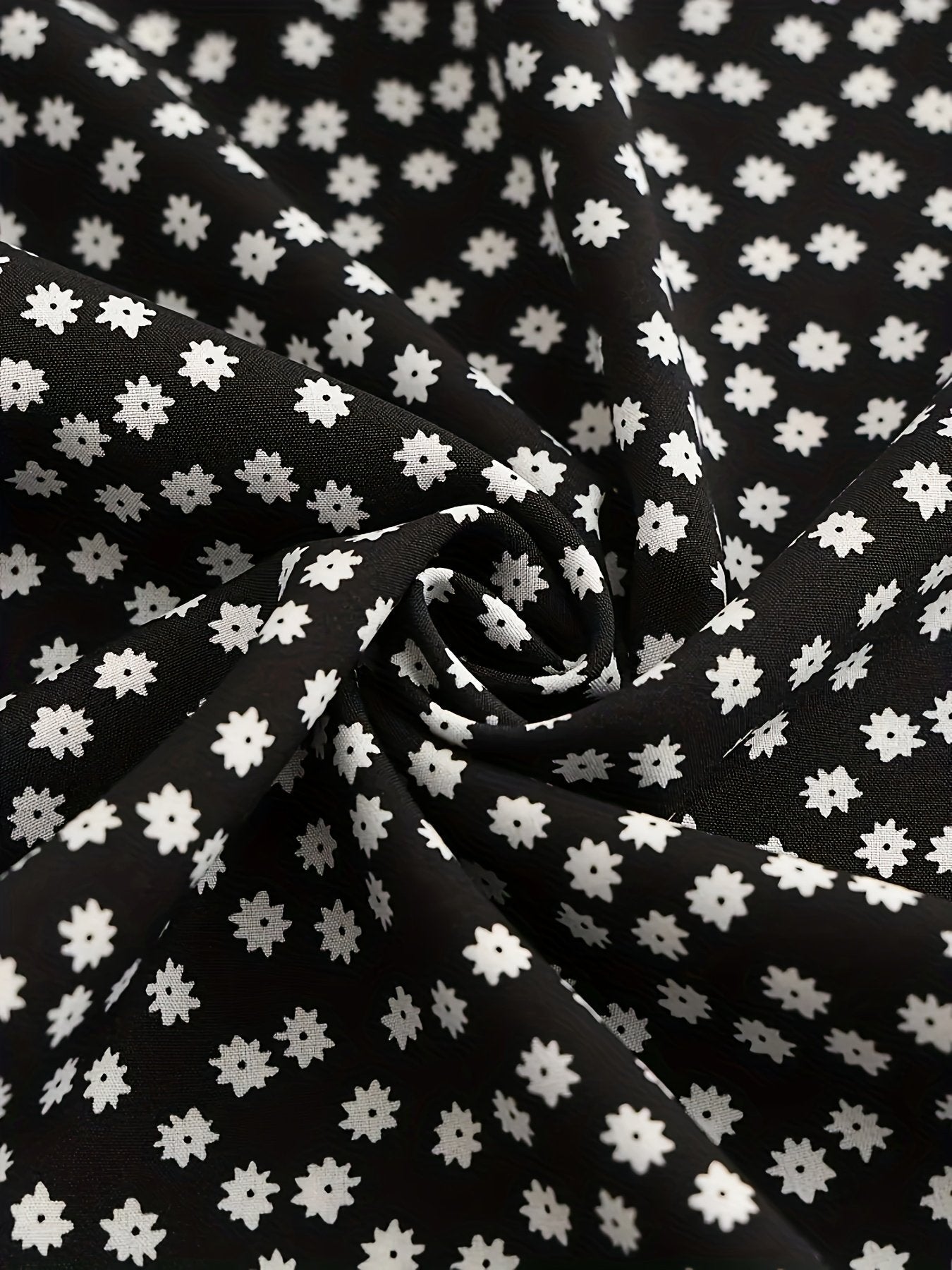 Polka Dot Floral Drawstring Waist Straight Capri Pants