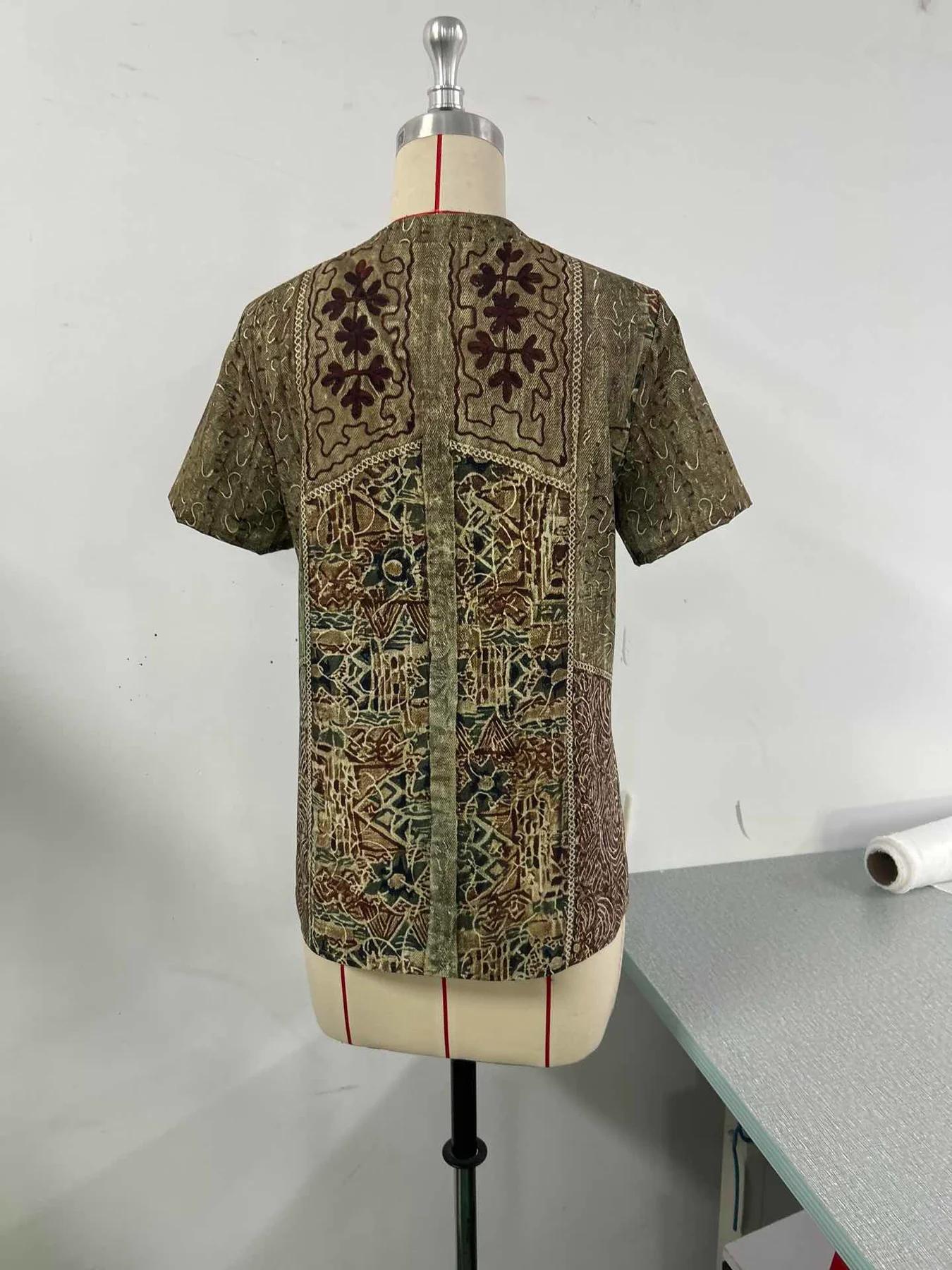 Women's Vintage Ethnic Pattern Art Print Casual Short-sleeve Washed Cotton Denim Shirt