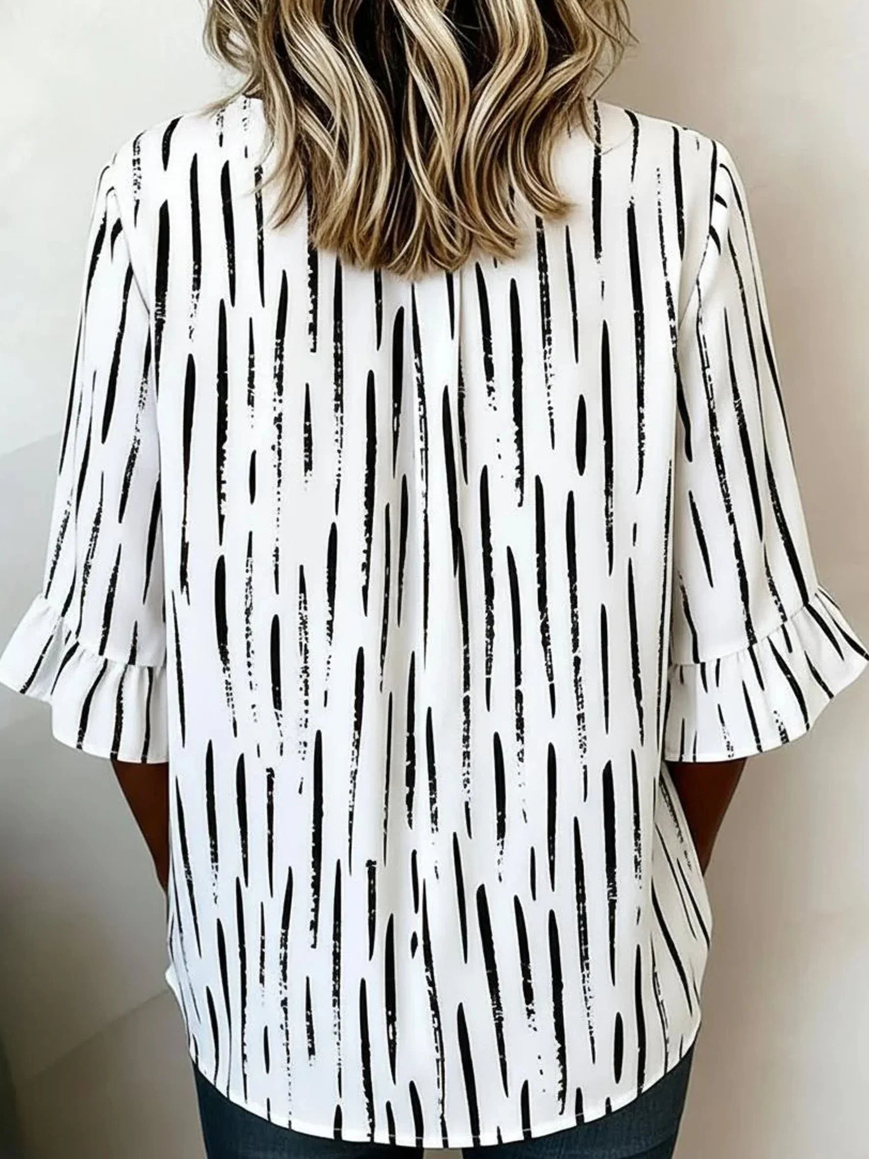 Women's V Neck Half Sleeve Striped Regular Regular Fit Blouse