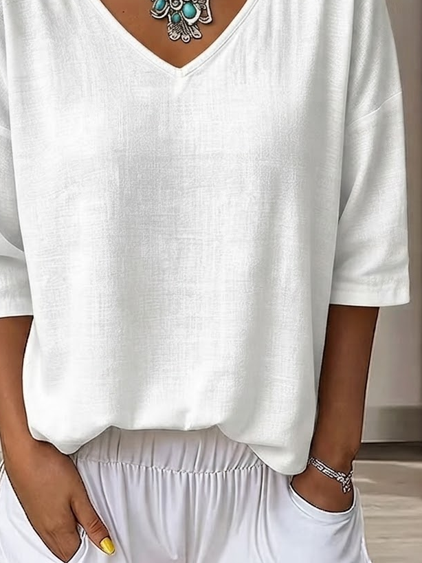 White Solid Plain V-Neck Three Quarter Loose Casual Women T-shirt