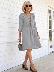 Women's Cotton and Linen 3/4 Sleeve V-neck Loose Casual Pocket Dress