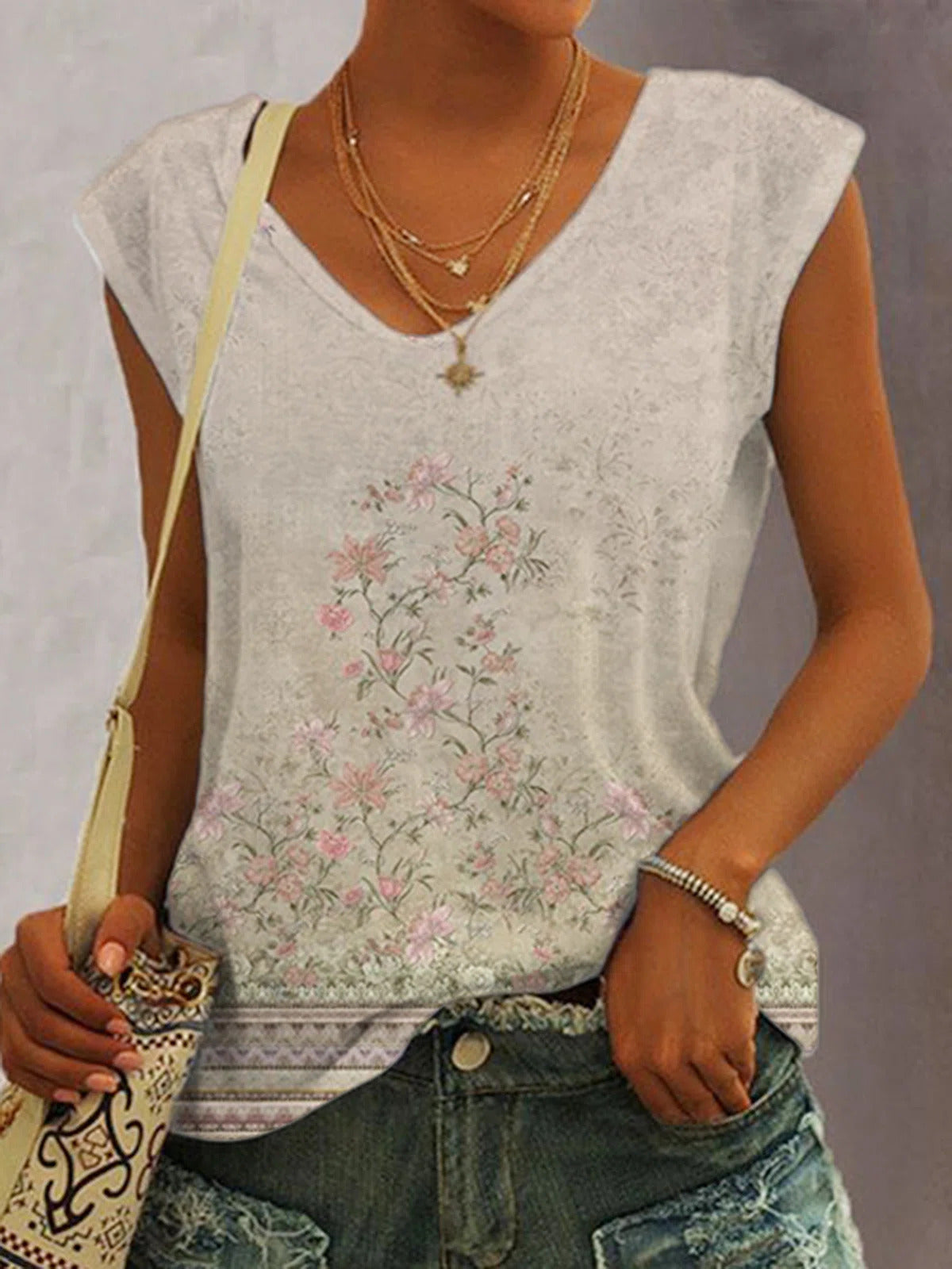 Floral Print V-neck Casual Sleeveless T-shirt