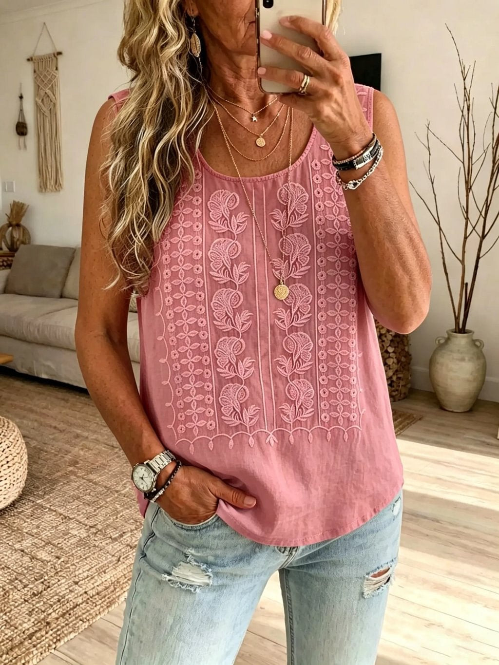 Women's Vintage Floral Textured Sleeveless Vest